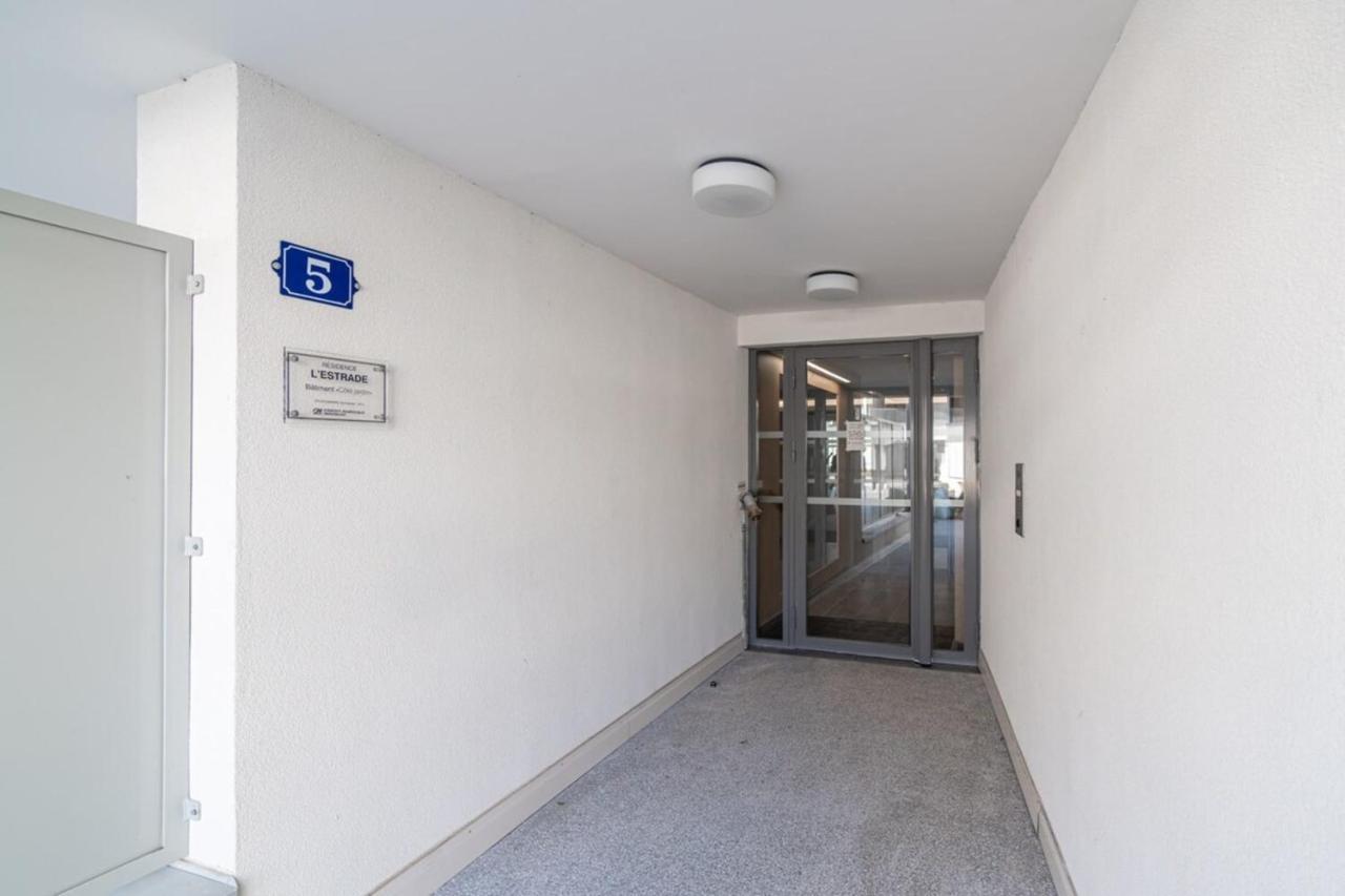 L'Estrade Appartement Annecy Exteriör bild